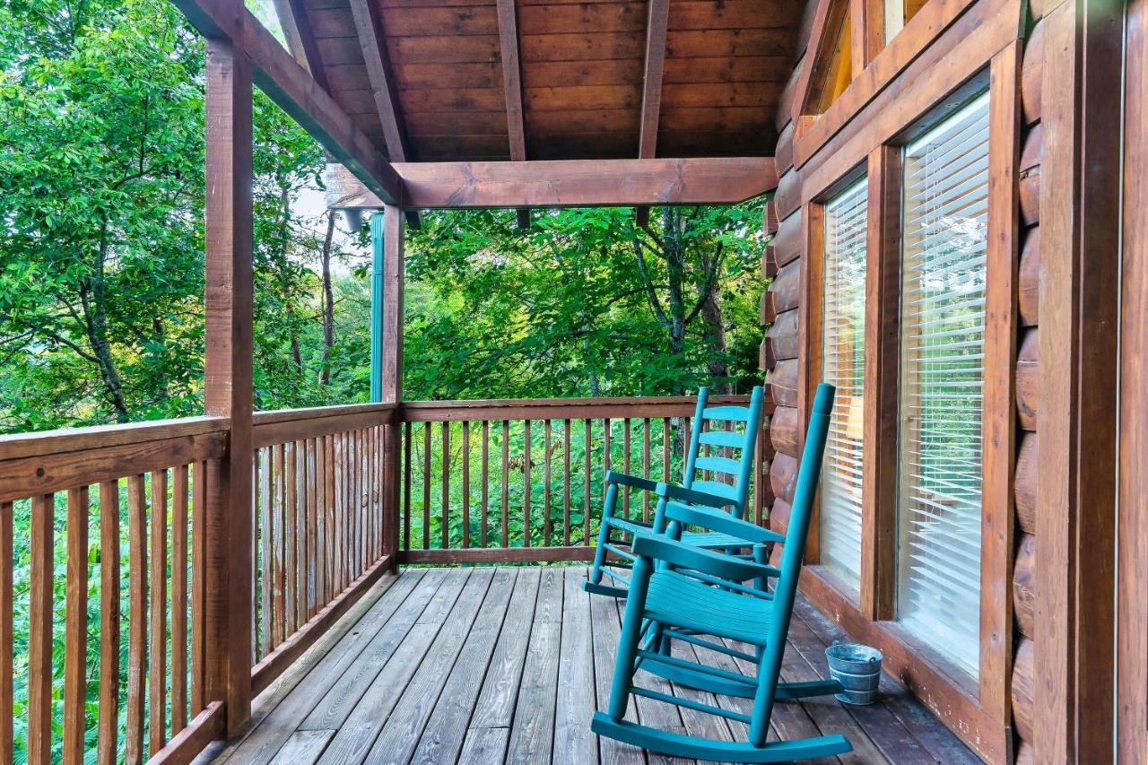 Cozy Log Cabin!! In Heart Of Pf & Close To The Smokies Pigeon Forge Exterior foto